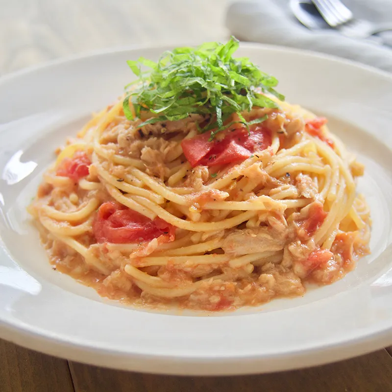 トマトとツナのパスタ